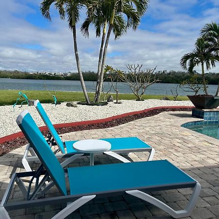 Guest Suite - Waterfront -Pool & Hot Tub- Walk To Beach Clearwater Beach Buitenkant foto