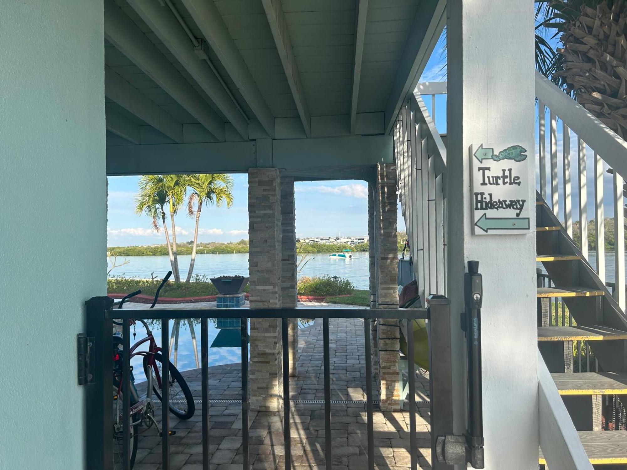Guest Suite - Waterfront -Pool & Hot Tub- Walk To Beach Clearwater Beach Buitenkant foto