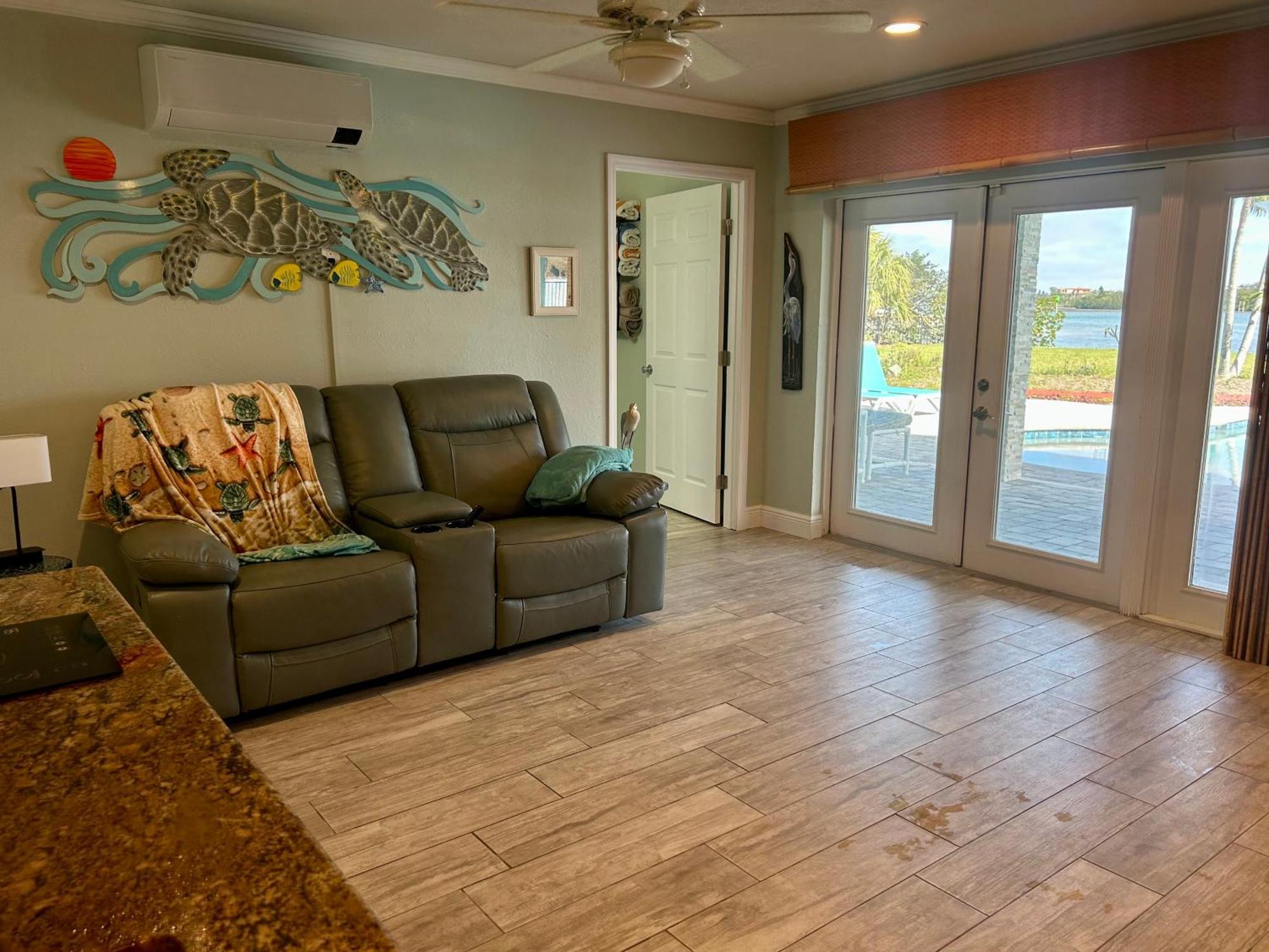 Guest Suite - Waterfront -Pool & Hot Tub- Walk To Beach Clearwater Beach Buitenkant foto